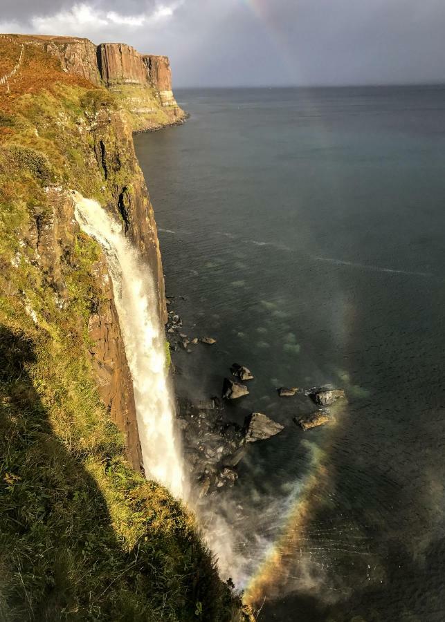 Oronsay Hotel Portree Bagian luar foto